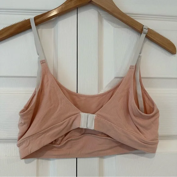Women's Pink Ribbed Bralette - Picture 3 of 10